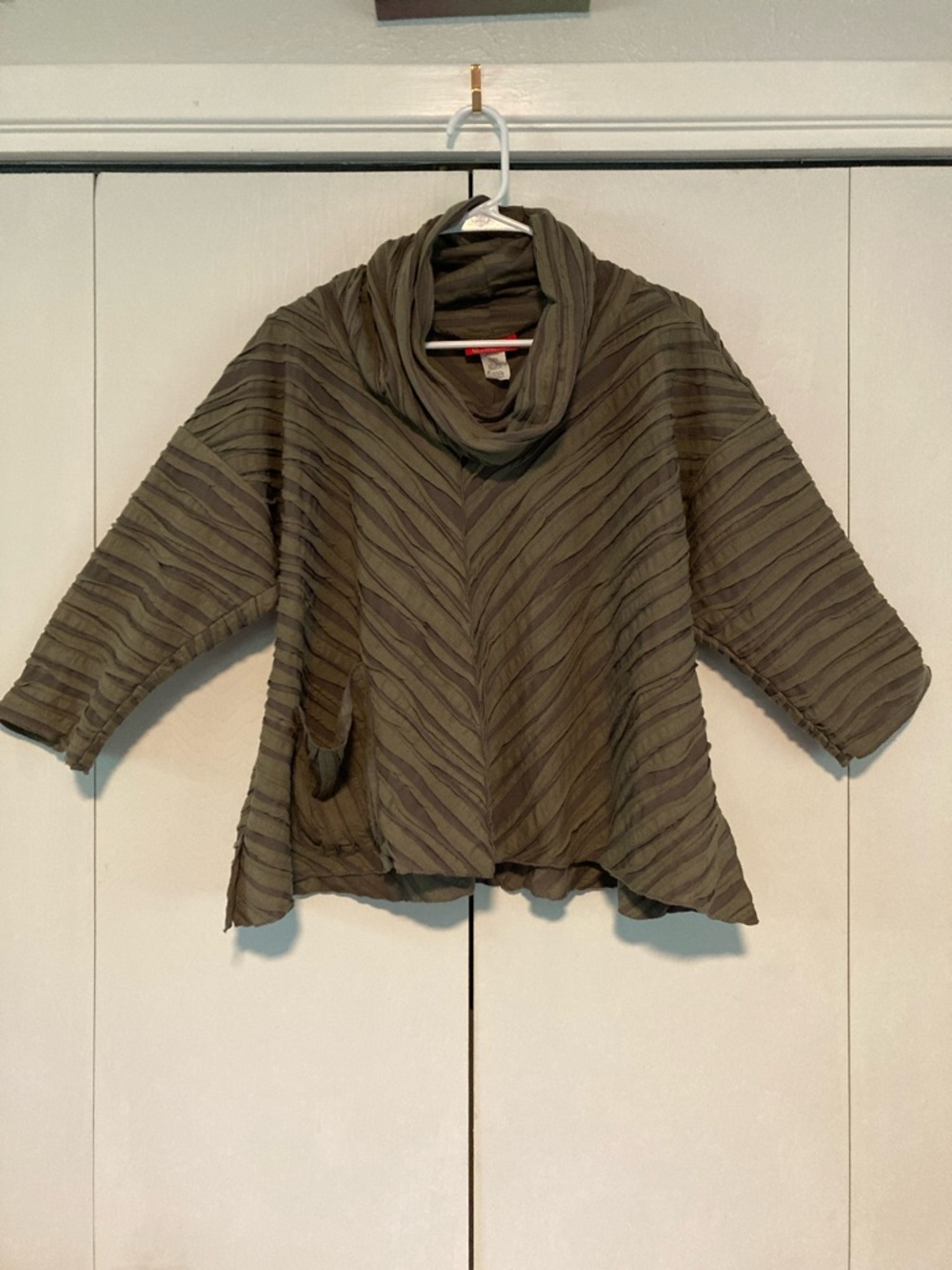 Lagenlook Boxy Olive Green Textured Dolman Sleeve Funnel Neck Asymmetric Hem Art
